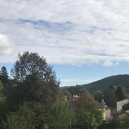 Ravissant Appartement Dans Cadre Verdoyant Marchampt Экстерьер фото