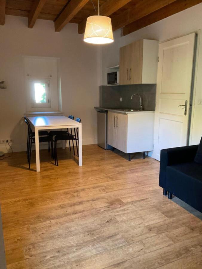 Ravissant Appartement Dans Cadre Verdoyant Marchampt Экстерьер фото
